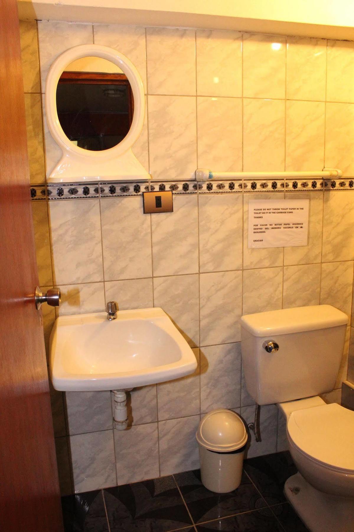 Hotel Galaxia Huaraz  Ngoại thất bức ảnh