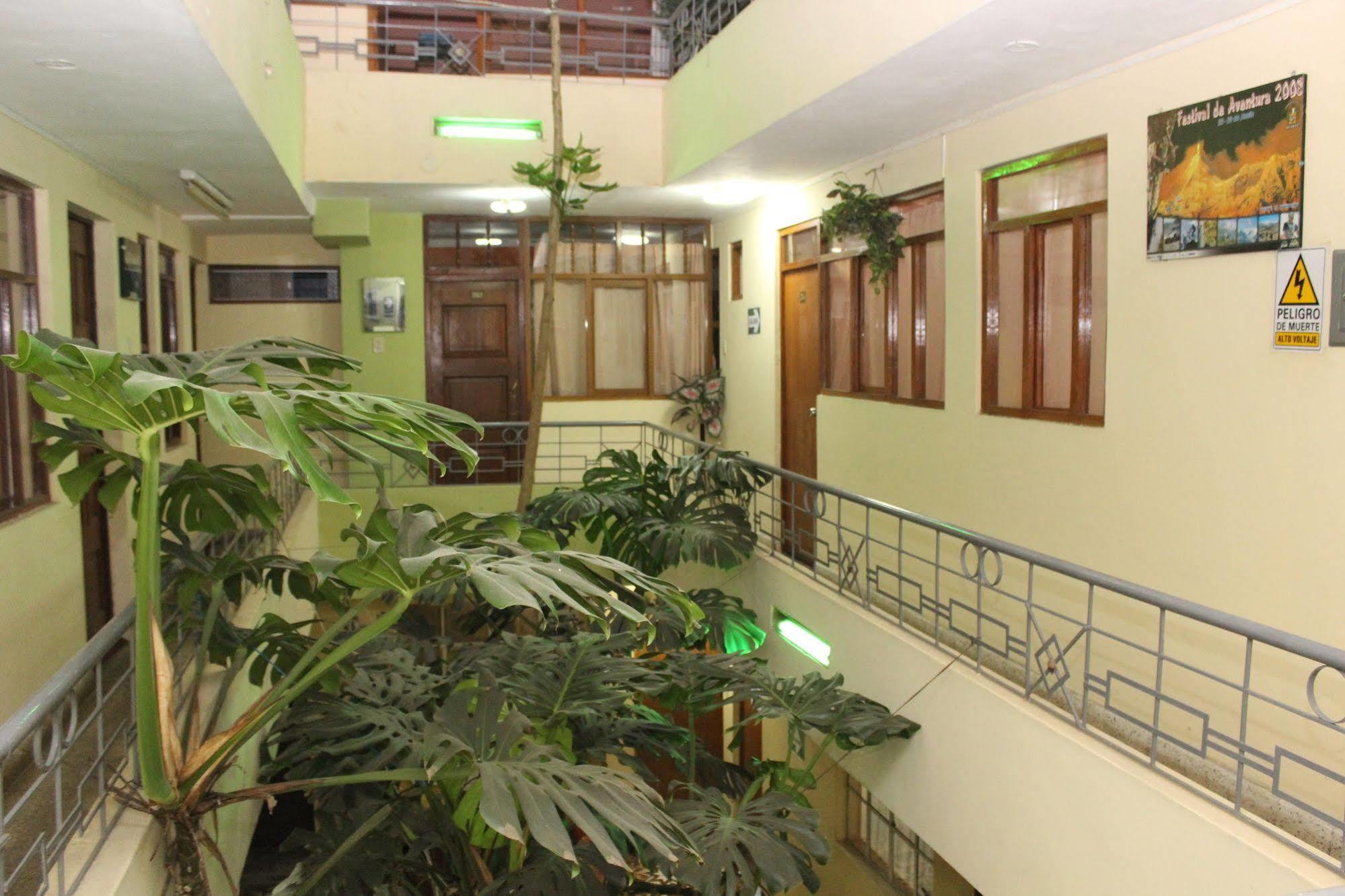 Hotel Galaxia Huaraz  Ngoại thất bức ảnh